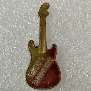 Kenny Rodgers Red & Gold Guitar Metal Pin Pinback Vintage GnuCollectibles
